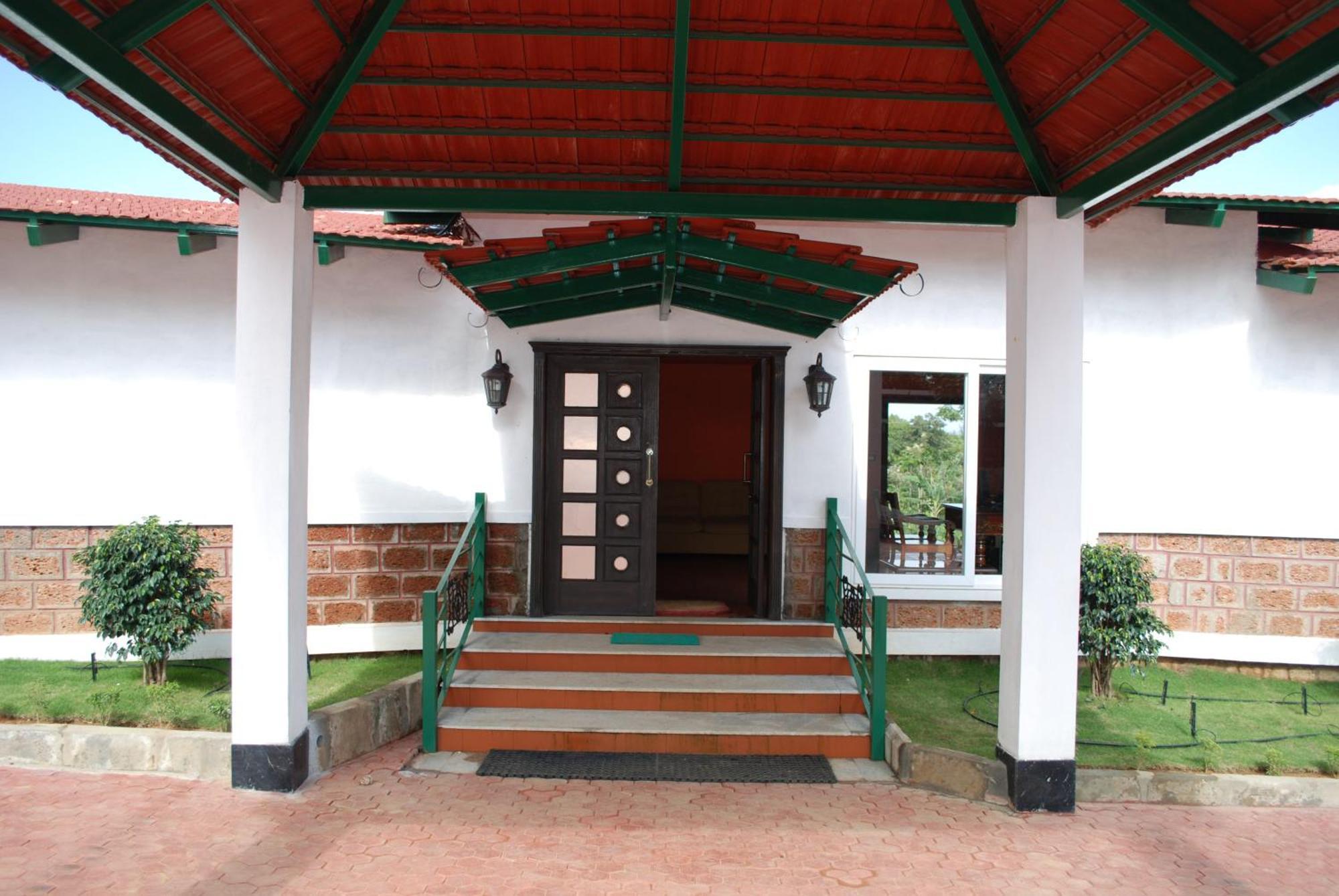 Eka Resort Hassan Esterno foto